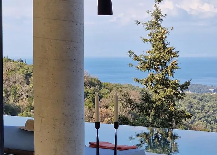 Orama Corfu * Karyotikon